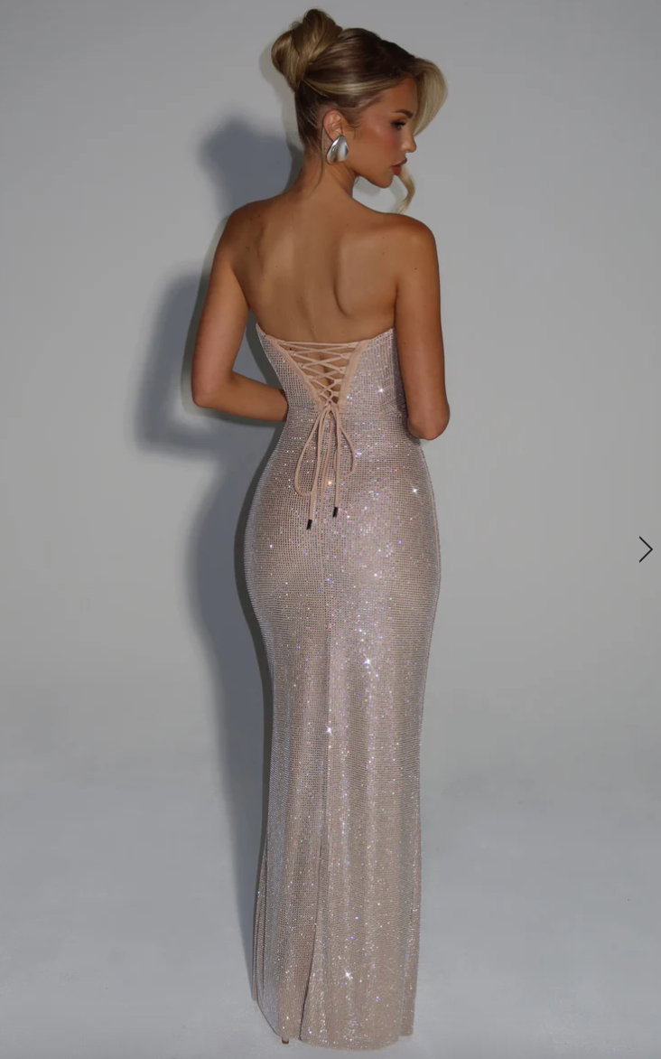 Aurora – Abito Lungo per Capodanno